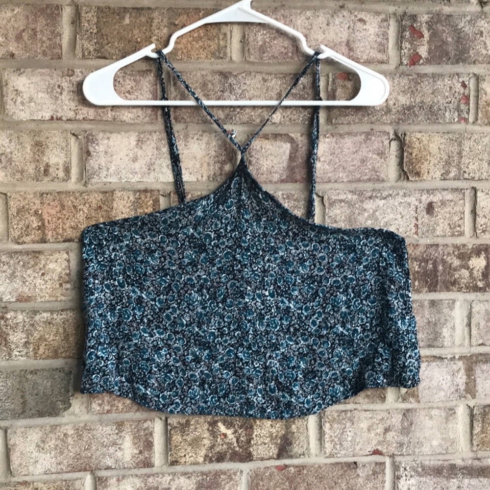 🍓5/$20 American eagle floral top!